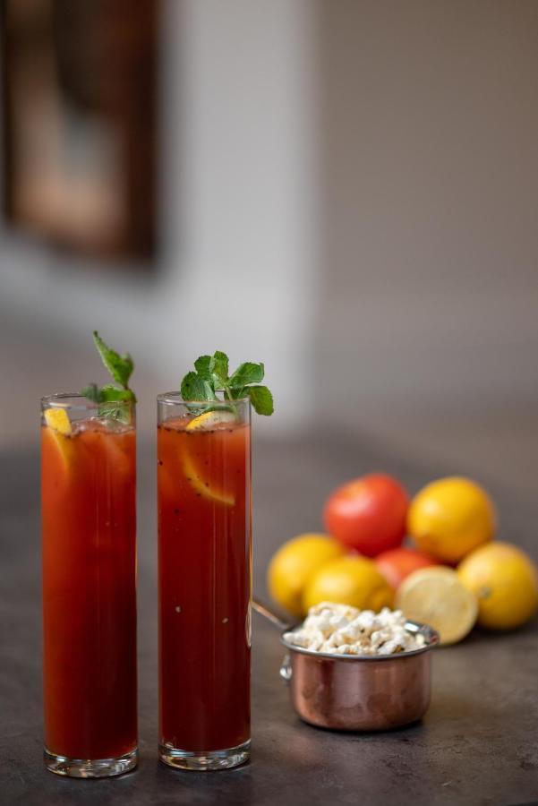 ดันอลาสแทร์ โฮเทล สวีท Hotel คินล็อครานัค ภายนอก รูปภาพ Bloody Mary cocktail